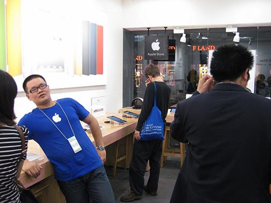 肉眼難以分辨！昆明驚現高仿Apple Store