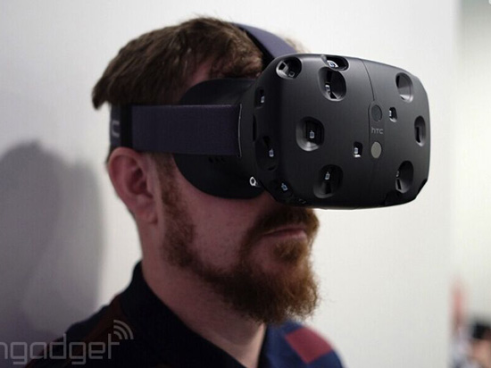 Duang！HTC的VR設備戴起來太恐怖