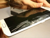 蘋果笑了！Galaxy S6比iPhone 6更容易彎
