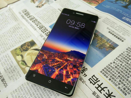 圖賞丨驚艷無(wú)邊框！OPPO R7真機(jī)照曝光