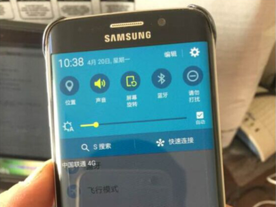 深陷重力感應(yīng)門，首批三星Galaxy S6 edge問題多
