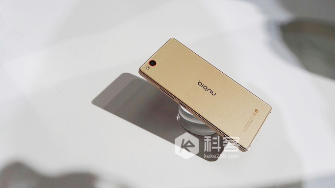 無邊框旗艦發布，nubia Z9現場實拍