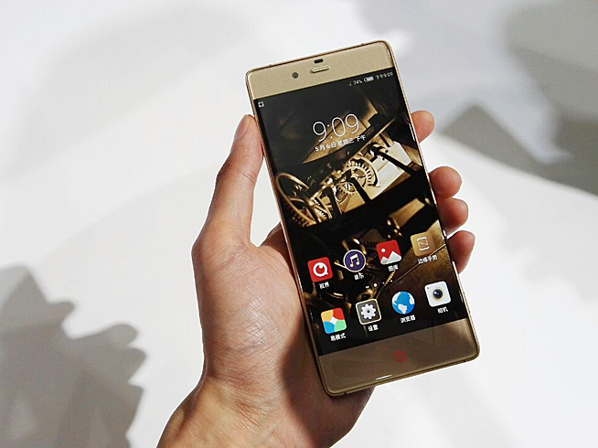 無邊框旗艦發布，nubia Z9現場實拍