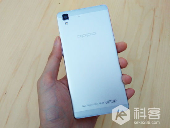 2499元起，全金屬OPPO R7和R7 Plus上手