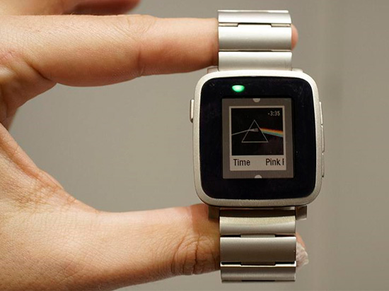 Pebble Time應用遭上架延遲 和蘋果表有關？