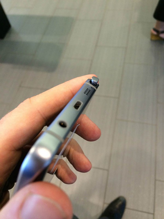 史上最猛真機照泄露！Galaxy Note 5被看光