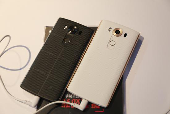 4998元！國行版LG V10發布：雙前置鏡頭+雙屏幕