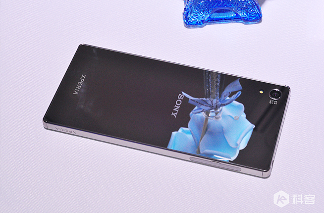 5699元！4K屏索尼Xperia Z5尊享版國行發布