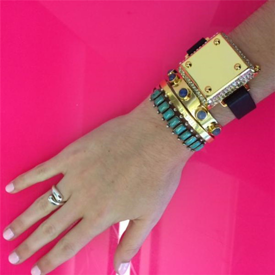 再升逼格！Jawbone聯手BaubleBar打造奢華手鏈