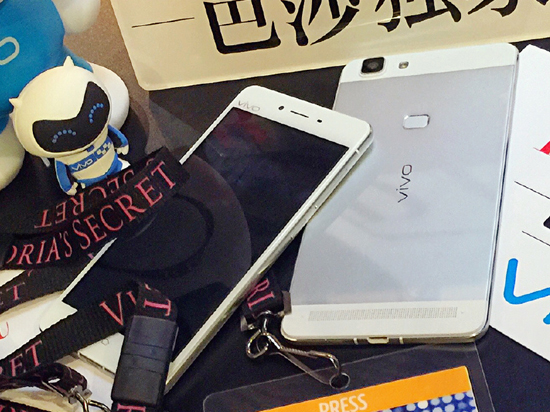 續(xù)航大提升 vivo X6確認將采用雙引擎閃充