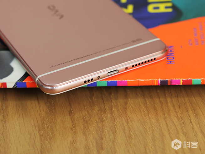 聽歌掃街都可以有 vivo X6 Plus體驗評測