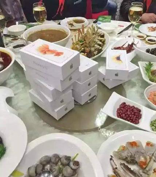 為它賣腎因它被騙 盤點那些與iPhone 6s有關的荒唐事