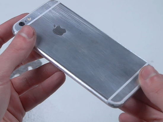 視頻：屌炸天！真果粉居然自己改造了一臺iPhone 7