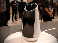 跟風亞馬遜Echo，索尼也發(fā)布了一款機器人助理