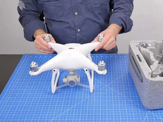 視頻：大疆Phantom 4開箱：性能與價格大提升！