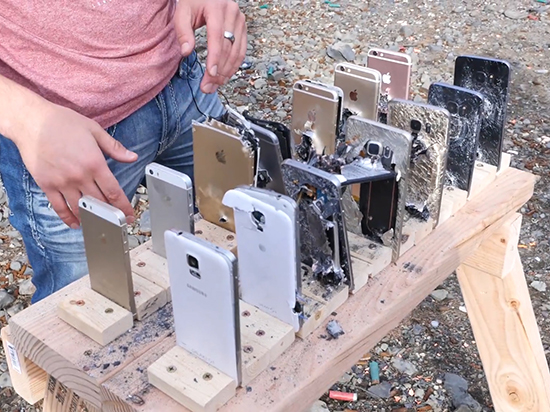 蘋果iPhone對比三星Galaxy：擋子彈誰更強(qiáng)