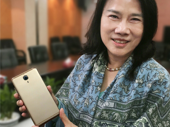 董明珠：雷軍如果輸我10億，我就去扶貧！