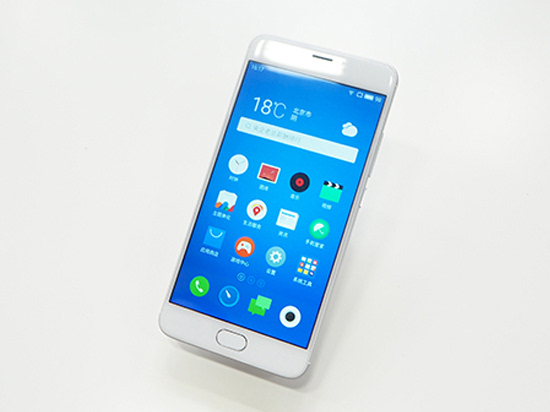魅藍(lán)note3首銷太火爆 10萬(wàn)臺(tái)現(xiàn)貨瞬間售罄