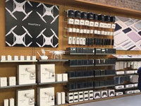 大疆Phantom 4進駐蘋果店，且坐立最顯眼位置