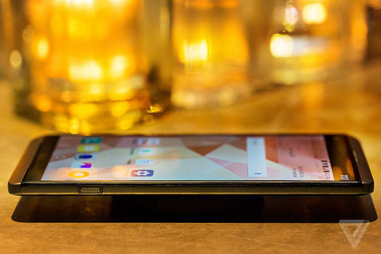 LG V20正式發布：雙屏雙攝+首發安卓7.0