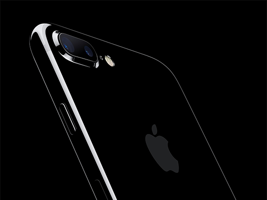 用久了會(huì)懷孕？網(wǎng)友iPhone 7 Plus電池把屏幕給撐爆了