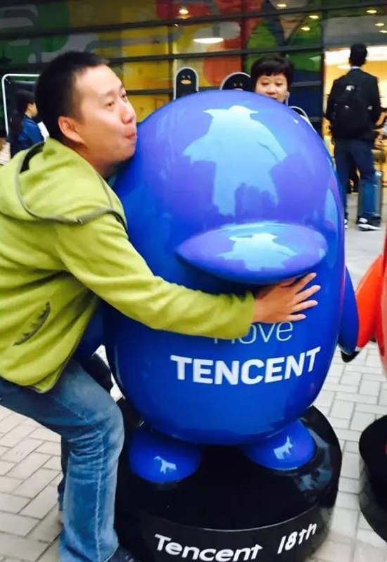 這很騰訊！深圳騰訊大廈驚現70只巨人企鵝