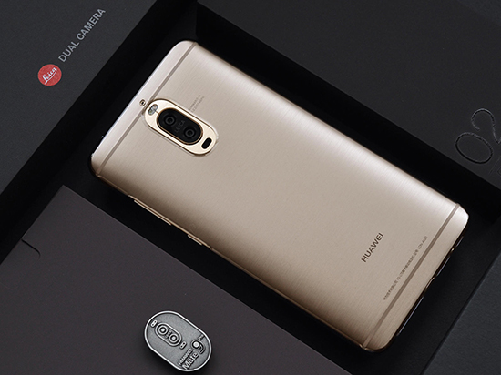 首銷火爆！華為Mate 9 Pro/保時捷限量版正式開售