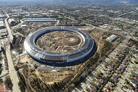 坐在蘋果新總部Apple Park里辦公是種怎樣的體驗？