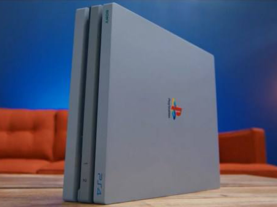 任天堂PS4 Pro復古版亮相：限量25臺 售價6180元