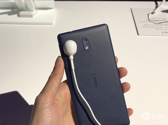 經典變了味！諾基亞3310、Nokia 5上手體驗