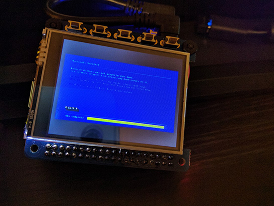 經典懷舊！這款運行Windows 98的智能手表可掃雷