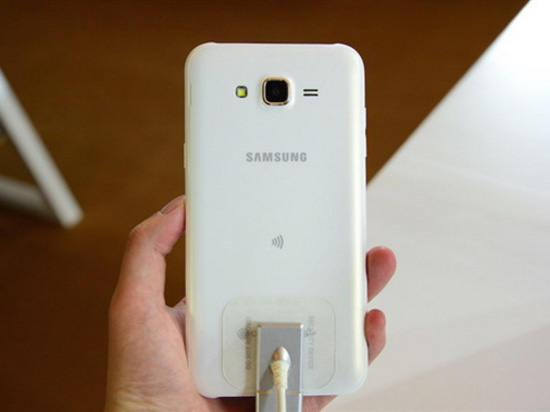 聯發科傍上大佬！三星Galaxy J7升級版將用聯發科P20處理器