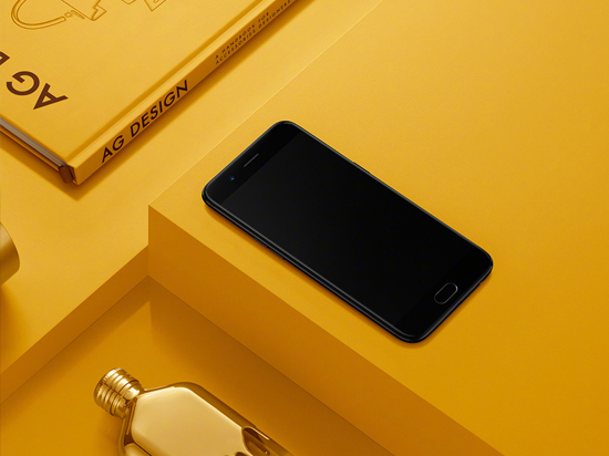 科客晚報：更多iPhone 8細節流出 堅果Pro 618銷量火爆