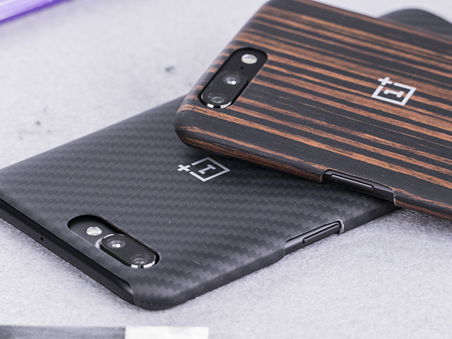 OPPO R11與一加5外觀太像！保護殼打磨后還能通用