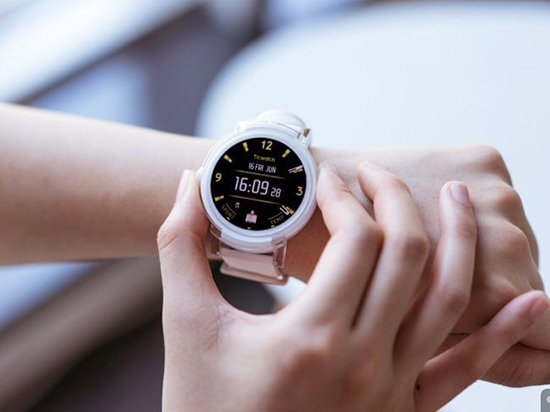Apple Watch新對(duì)手來了？智能手表界的價(jià)格屠夫