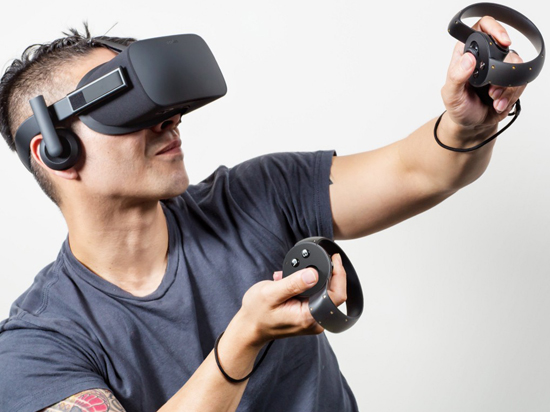 擺脫PC束縛！傳Facebook明年推廉價版VR頭戴設備
