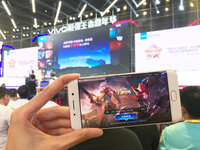 vivo再破吉尼斯紀錄：1080人同時玩《王者榮耀》