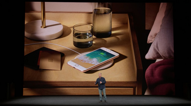 蘋果發(fā)布會4大亮點5大遺憾：炮灰iPhone 8，套路iPhone X