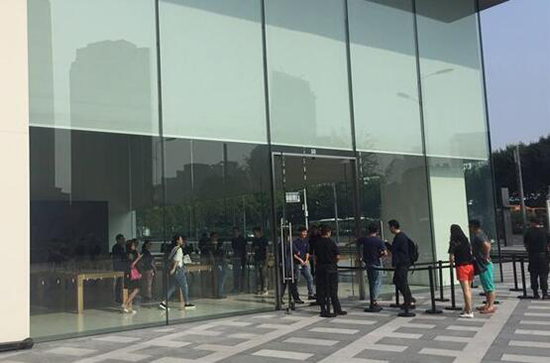 iPhone 8線下店首銷情況怎樣？結局很意外