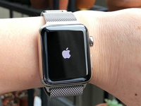 真的很尷尬！Apple Watch曝漏洞，問Siri天氣立馬重啟