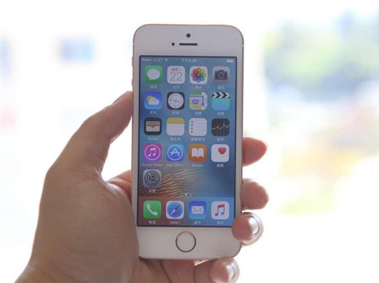 科客晚報：明年新iPhone或支持雙卡雙待，華為OV無緣高端機出貨前十