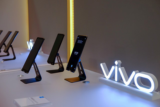 聚焦CES2018：首款屏下指紋手機亮相，華為Mate 10打入北美市場
