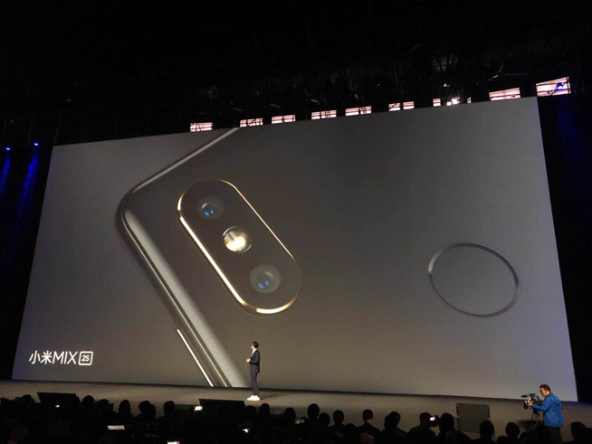 加量不加價！小米MIX 2S發布，相機媲美iPhone X