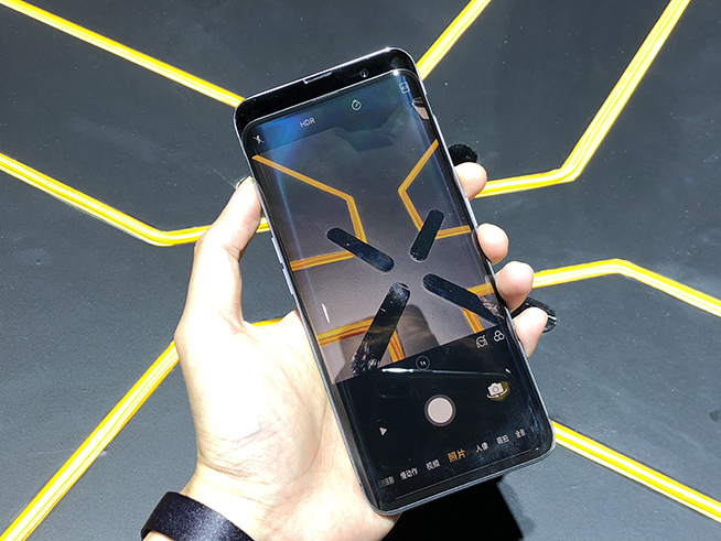 OPPO Find X蘭博基尼版上手：這才是科技和藝術的完美交融