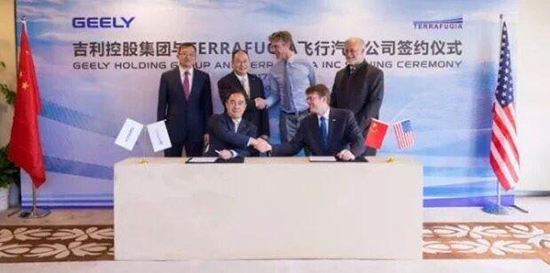 吉利真要上天了 旗下公司Terrafugia首輛飛行汽車將明年投產