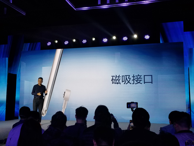 vivo APEX 2019發(fā)布：驍龍855+12GB 渾然一體無孔設計