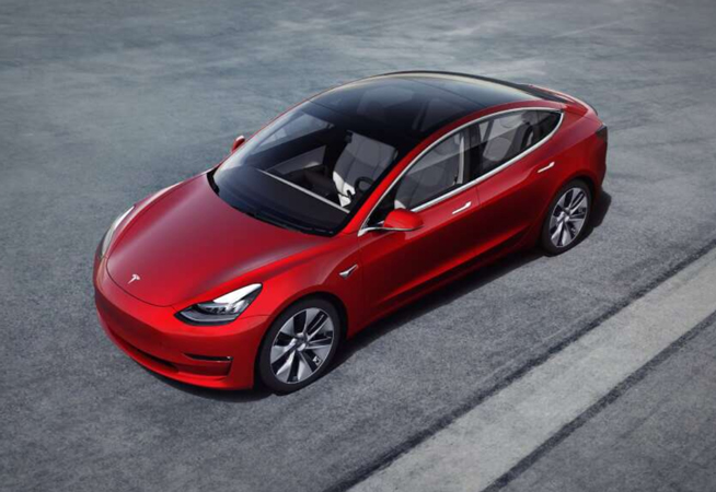 國產特斯拉Model 3售價公布：起步價32.8萬 你覺得如何？