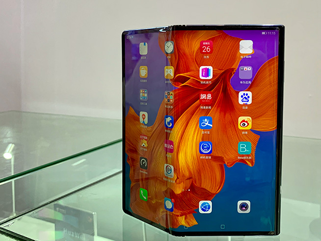 比5G靠譜？OPPO瀑布屏手機多圖解析，五大品牌要搶首發