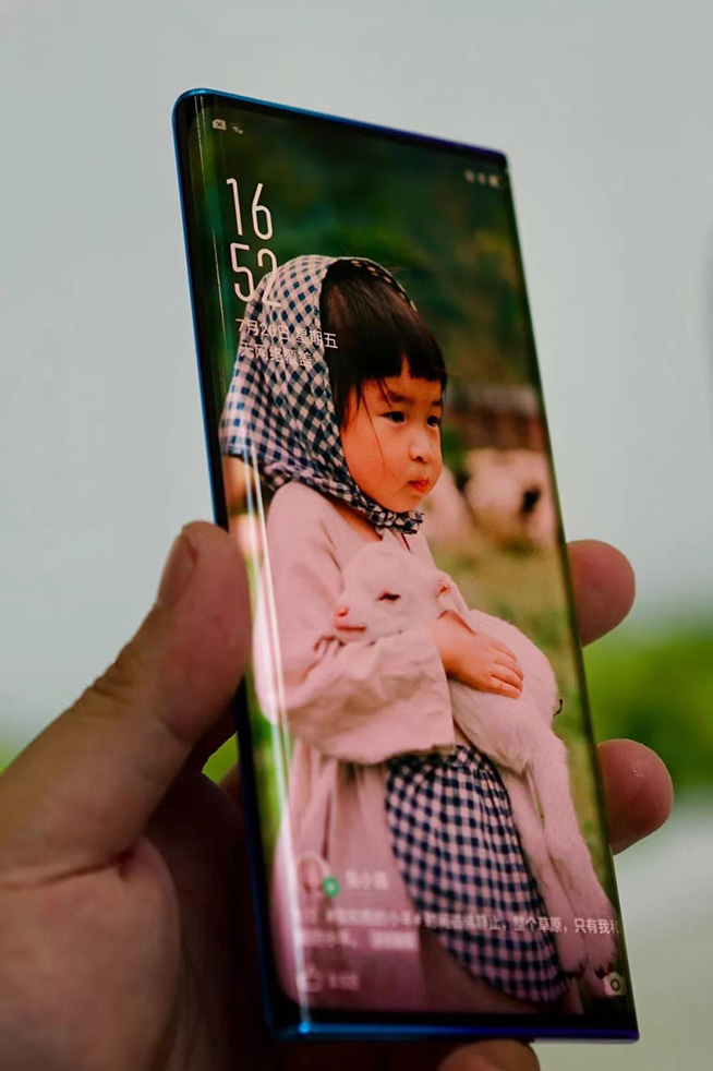 比5G靠譜？OPPO瀑布屏手機多圖解析，五大品牌要搶首發