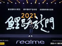 三大越級，realme真我V15國潮錦鯉手機發布